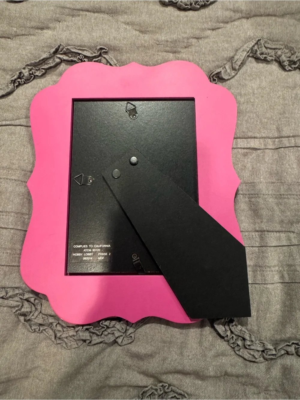 Hobby Lobby Pink Scalloped 5x7 Photo Frame